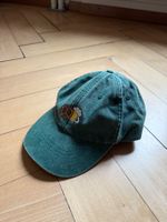 Mütze Cap dunkelgrün mit Bier und Brezel