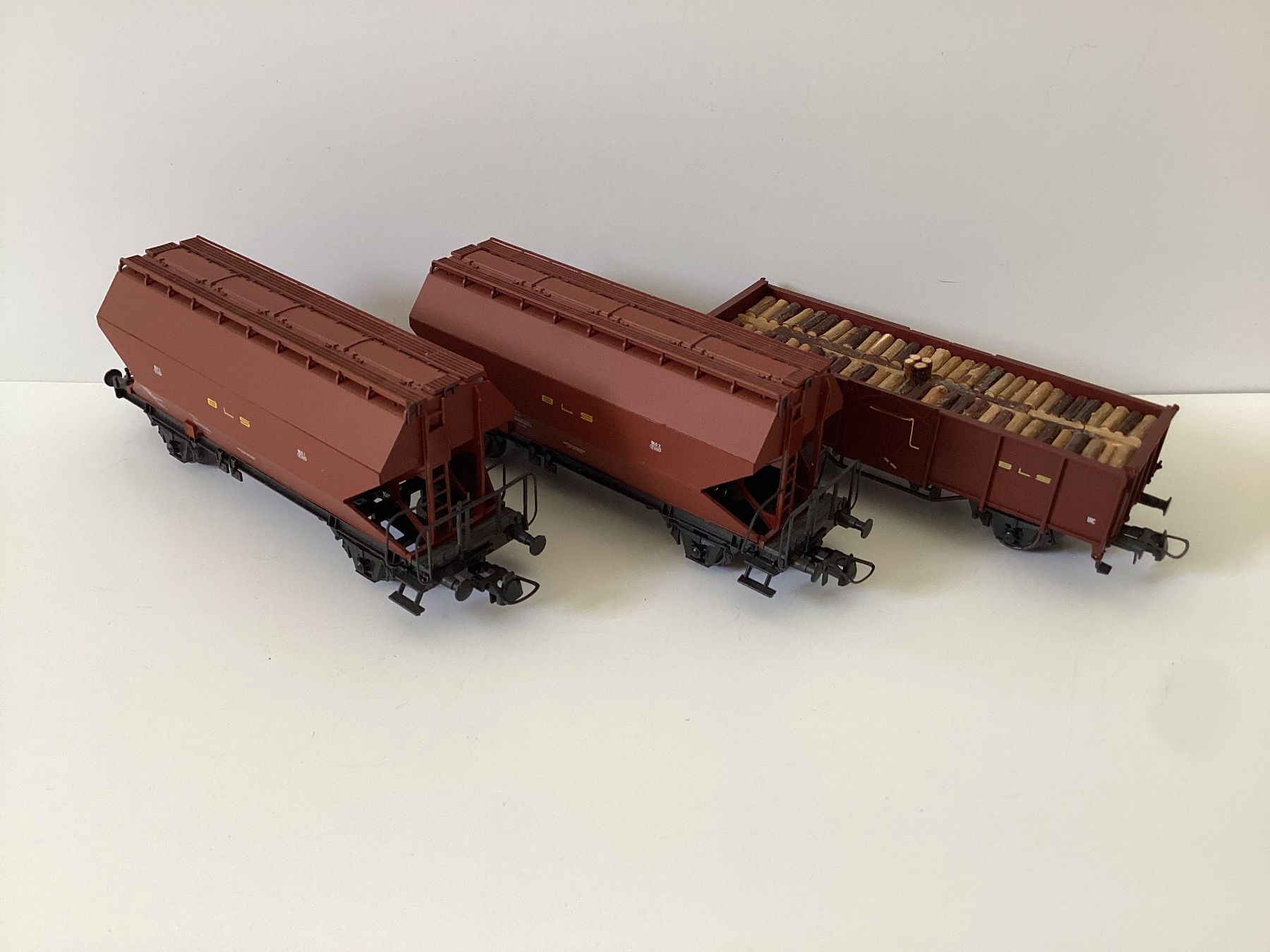 Roco Modellini di ferrovie: Roco Güterwagen BLS 1:87 H0 – Usato da Effretikon venduto da simtek_de 2