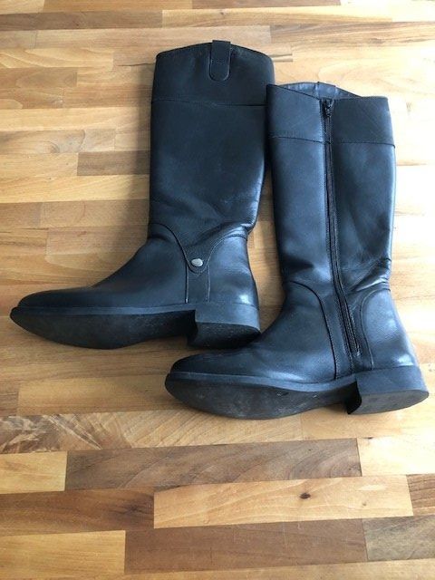 Scarpe da donna: Stiefel schwarz Gr. 38 – Usato da Dietlikon venduto da Luna77 1