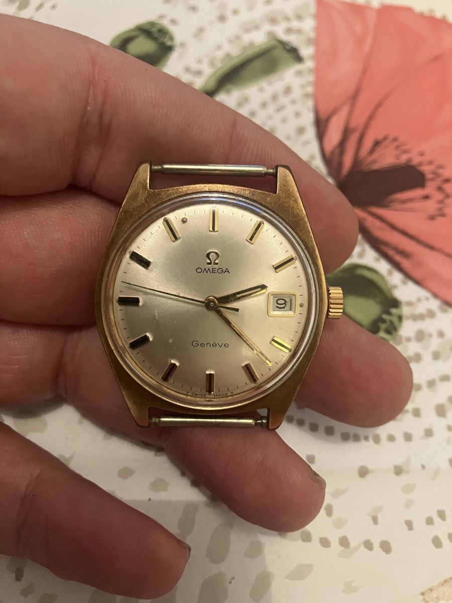 Omega Montres: Omega  – D'occasion à Fribourg par Snoopy-Mousi