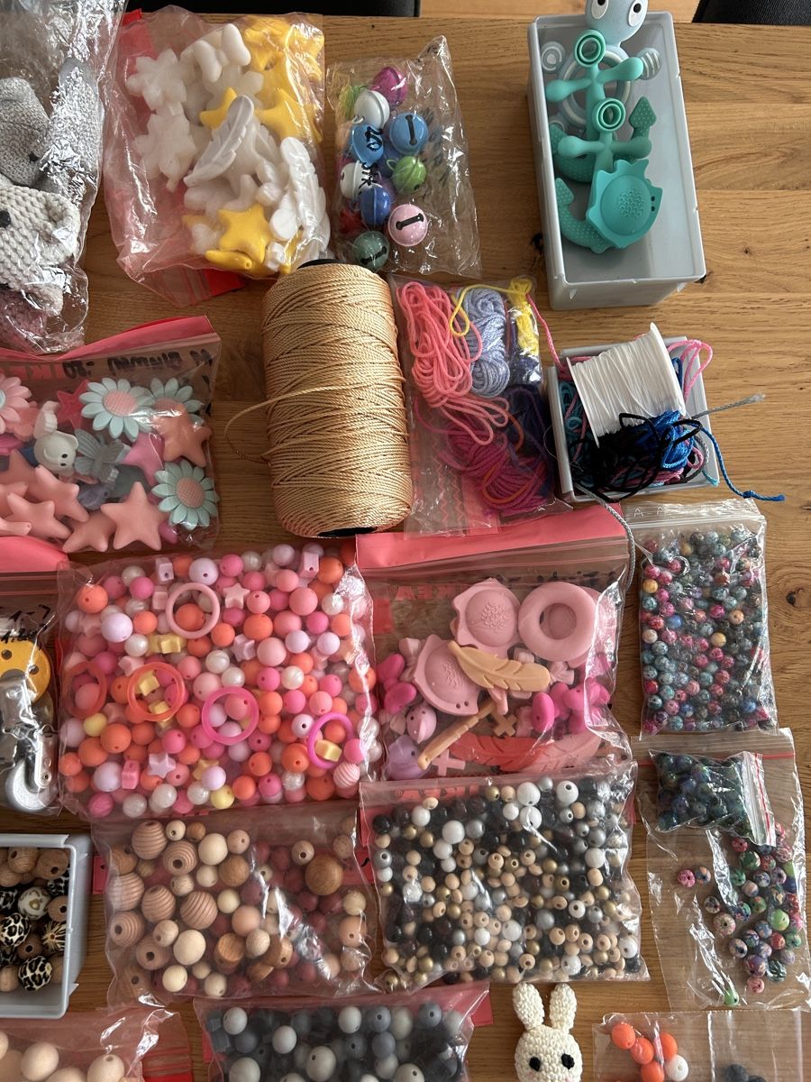 Kit bricolage: Bastelmaterial Schnullerketten XXL! – Nuovo (secondo la descrizione) da Rothrist venduto da Nadjane 3