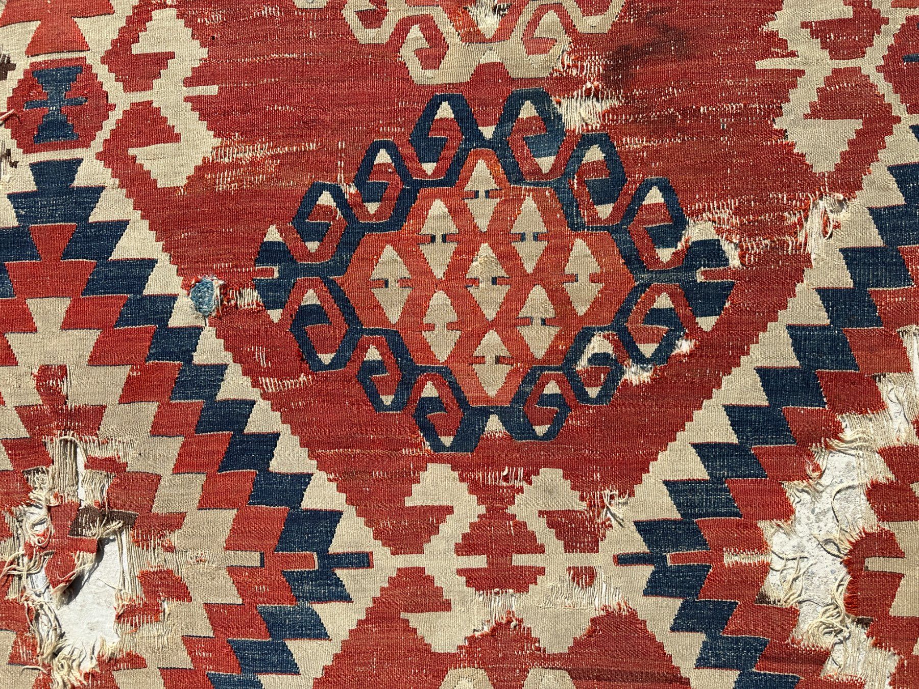 Kelim Tappeti: Orientteppich Konya Kelim antik, Fragment – Difettoso da Zürich venduto da an-dy 3