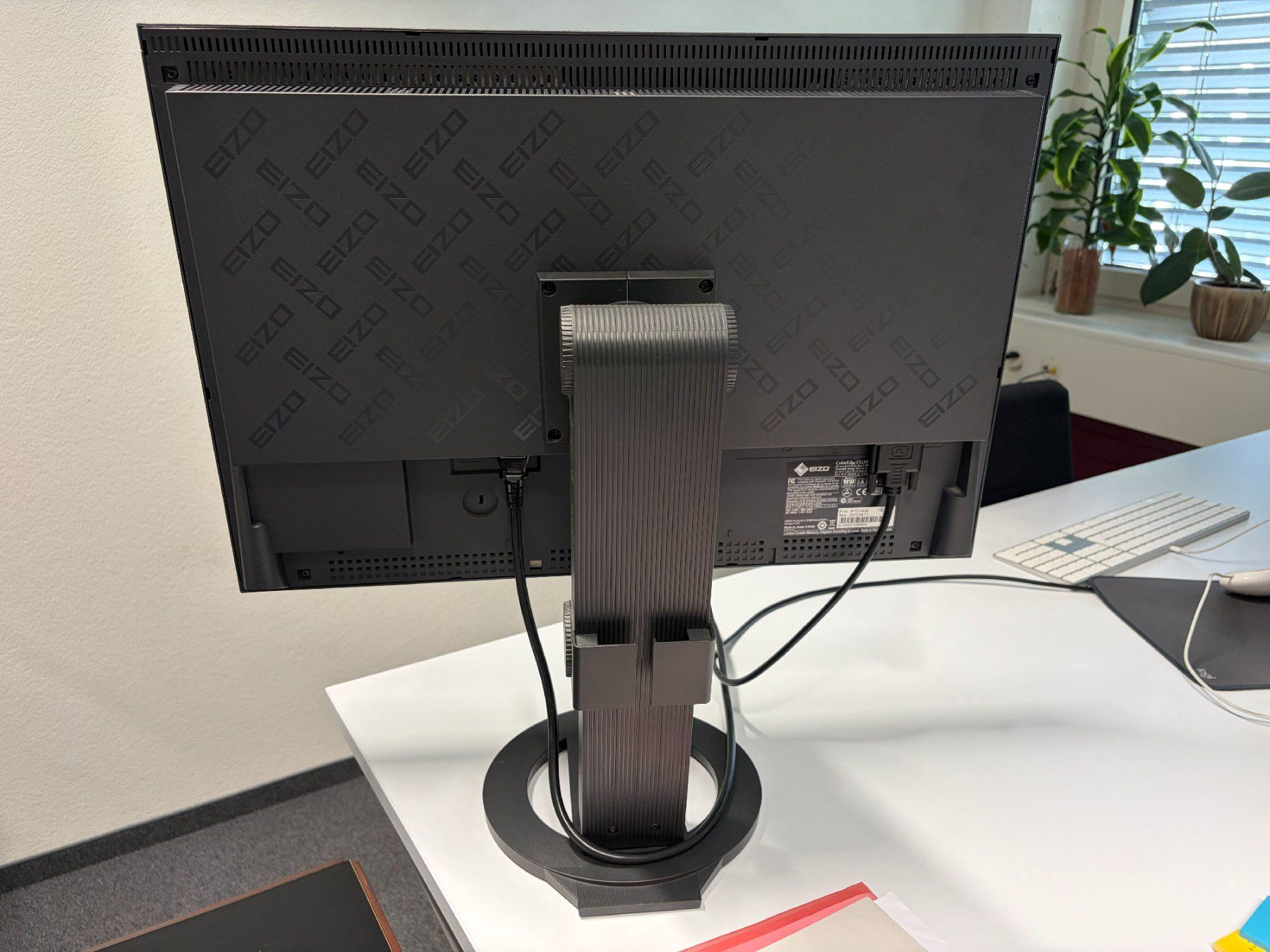 Eizo Ecrans: EIZO ColorEdge CG245W – D'occasion à St. Gallen par heussersatz 1
