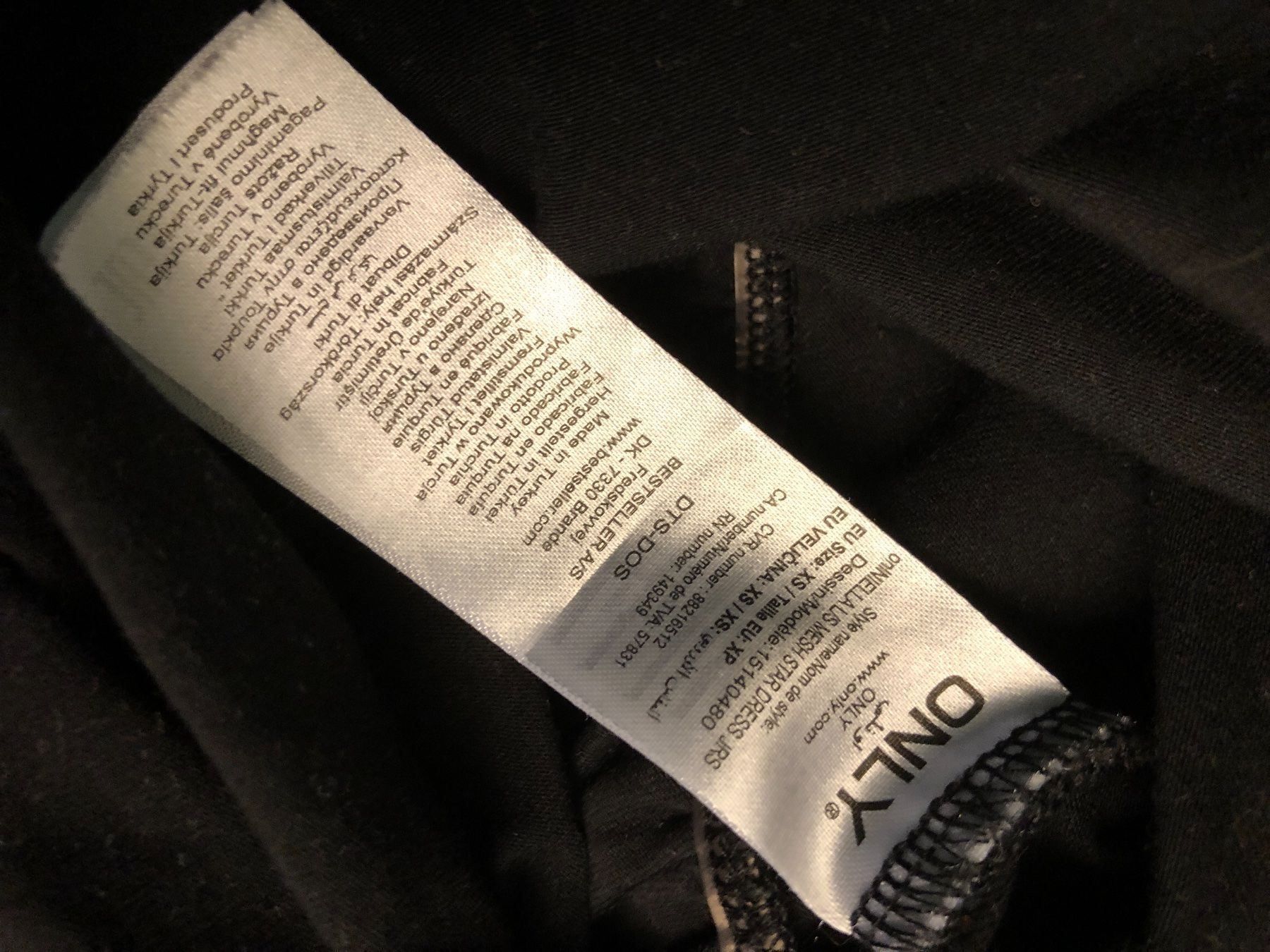 Only Vestiti: Schwarzes Only Sternli Kleid Gr.XS – Usato da Obergerlafingen venduto da cabo4 3
