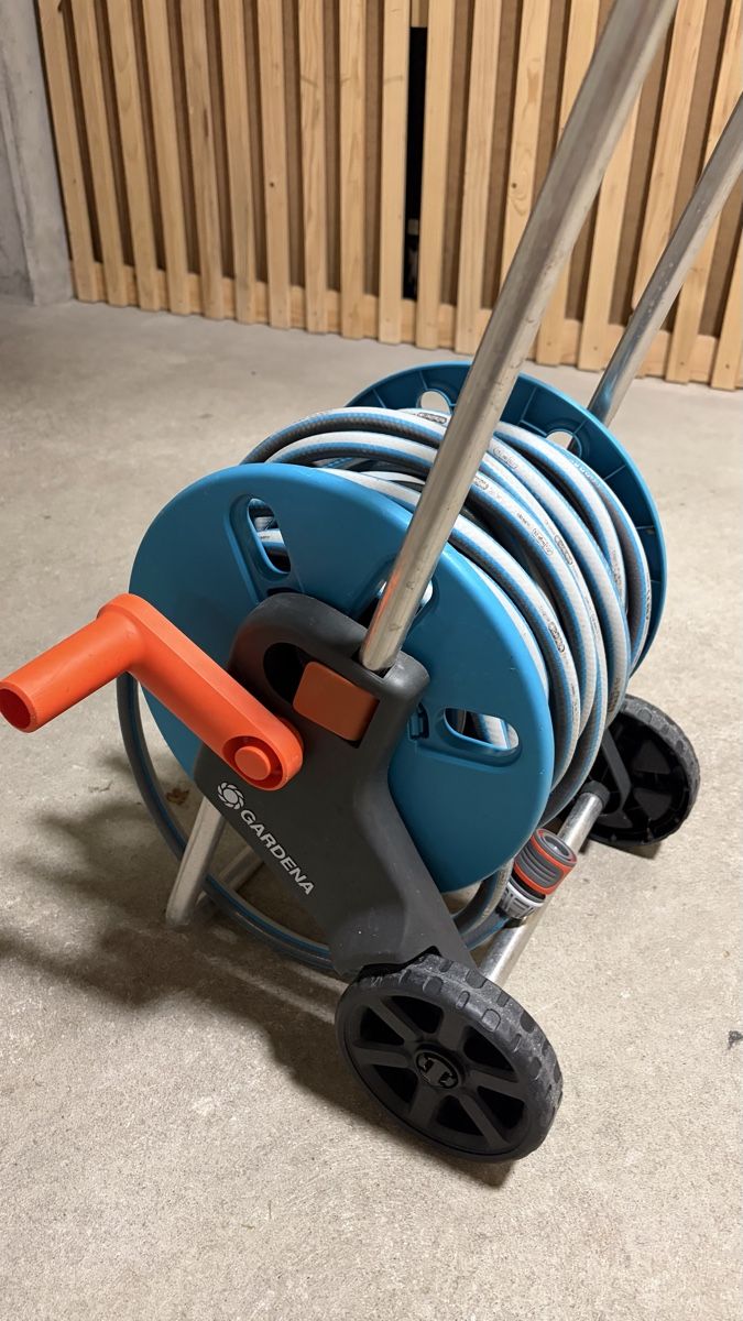 Gardena Tubi & Tubi flessibili: Gartenschlauchwagen Gardena – Usato da Volketswil venduto da PhilipKa 2