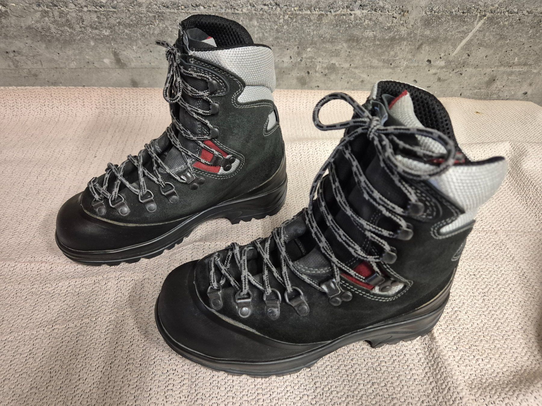 Stuco Scarpe da donna: Arbeitsschuh für – Usato da Vella venduto da Platetg13