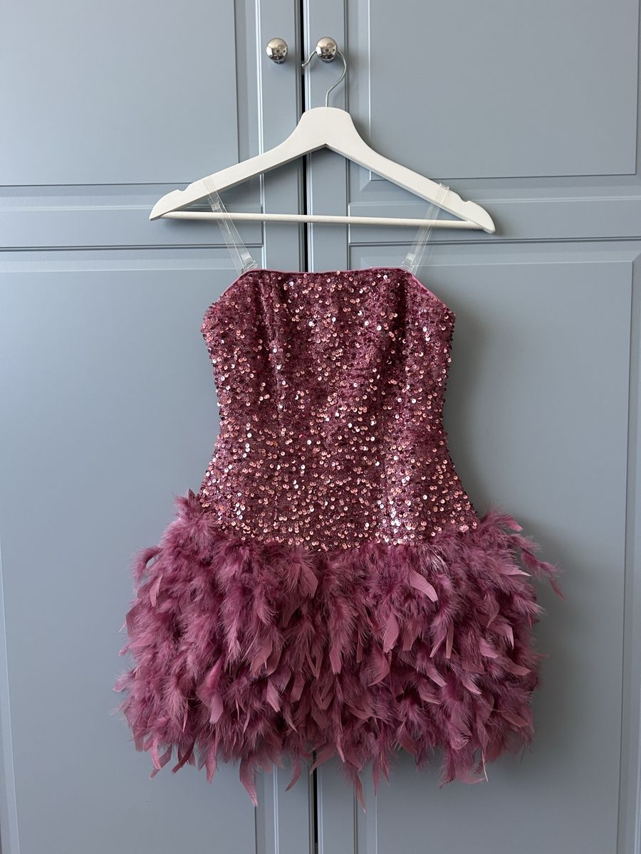 Vestiti: Feder-Kleid – Nuovo (secondo la descrizione) da Eglisau venduto da Sophielepriv