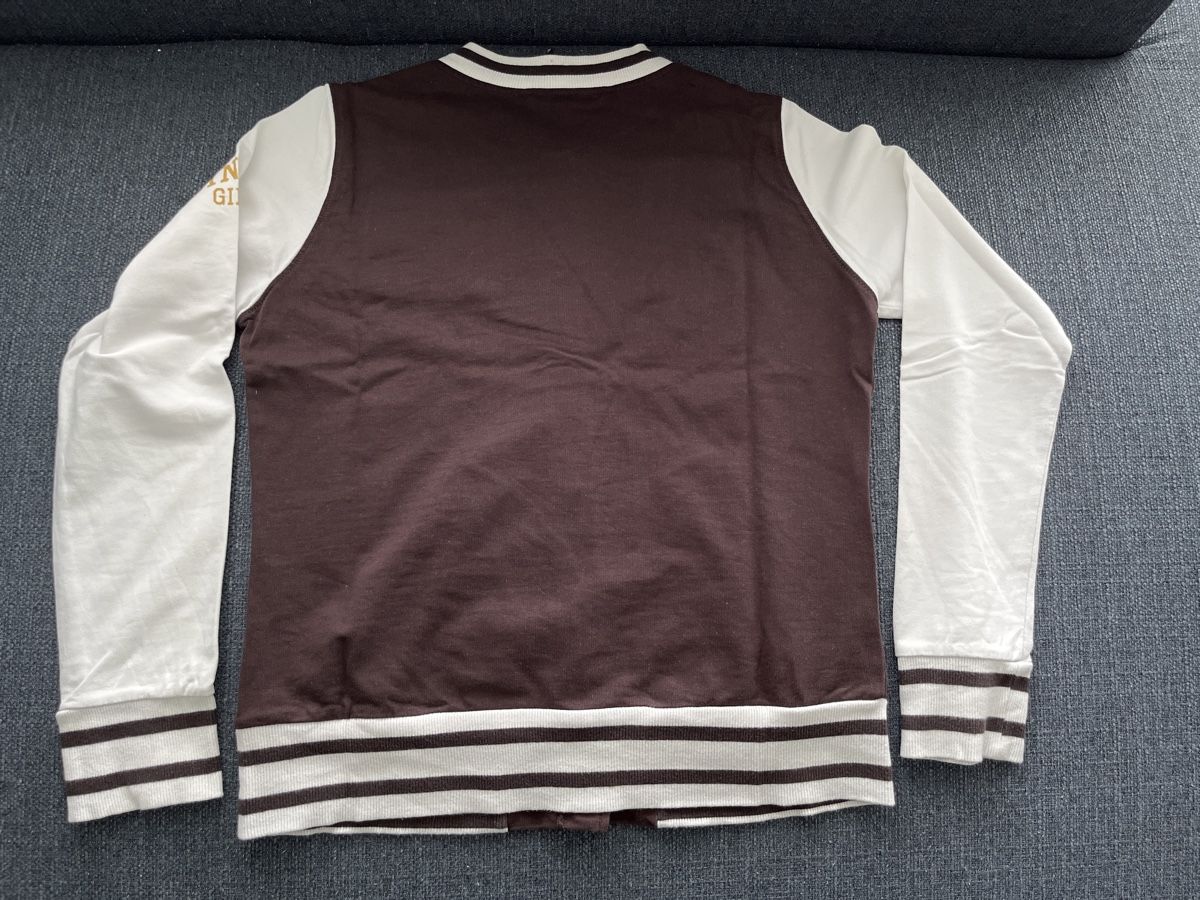 Pullover & Sweatshirts: Jäckli – Gebraucht aus Fraubrunnen von amm_7kp6 1