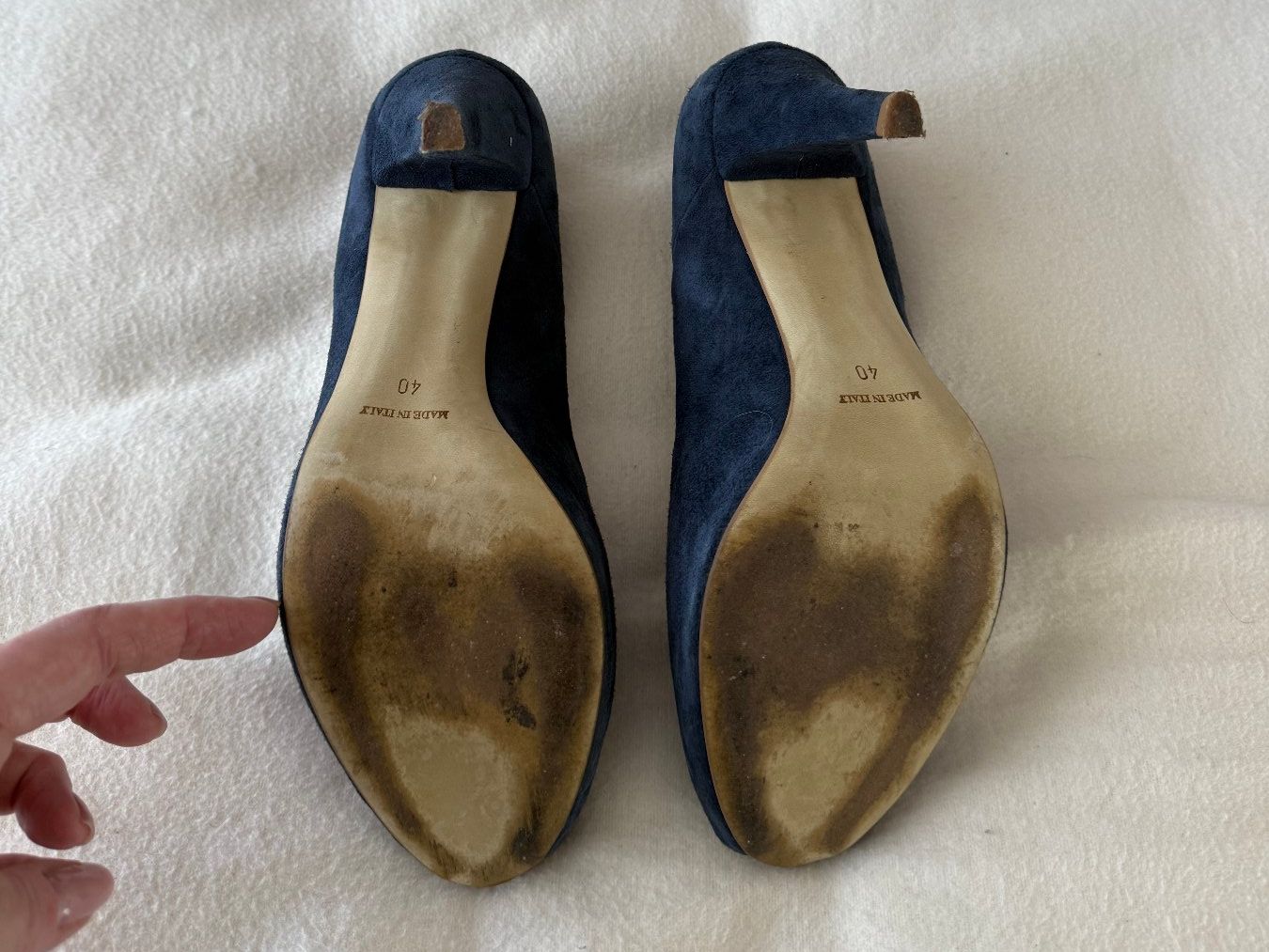 Scarpe da donna: Dunkelblaue Wildlederschuhe – Usato da Spreitenbach venduto da BritToSwiss 4