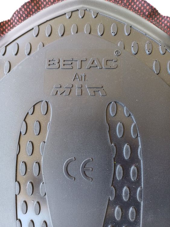 Protections: Rückenprotektor BETAC 420 mm – D'occasion à Uster par Storni125 4