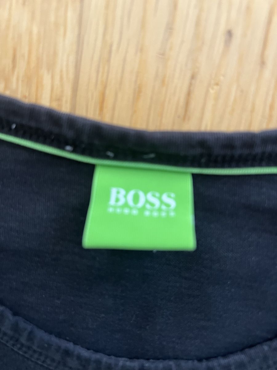 T-shirt: Hugo Boss gr.xl – Usato da Bettlach venduto da Tradenet100 1