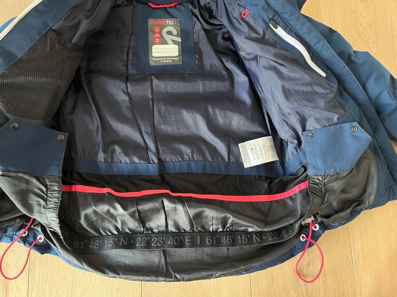 Reima Giacche: REIMA Tec+ Winterjacke – Usato da Corcelles-près-Payerne venduto da Elkat 2