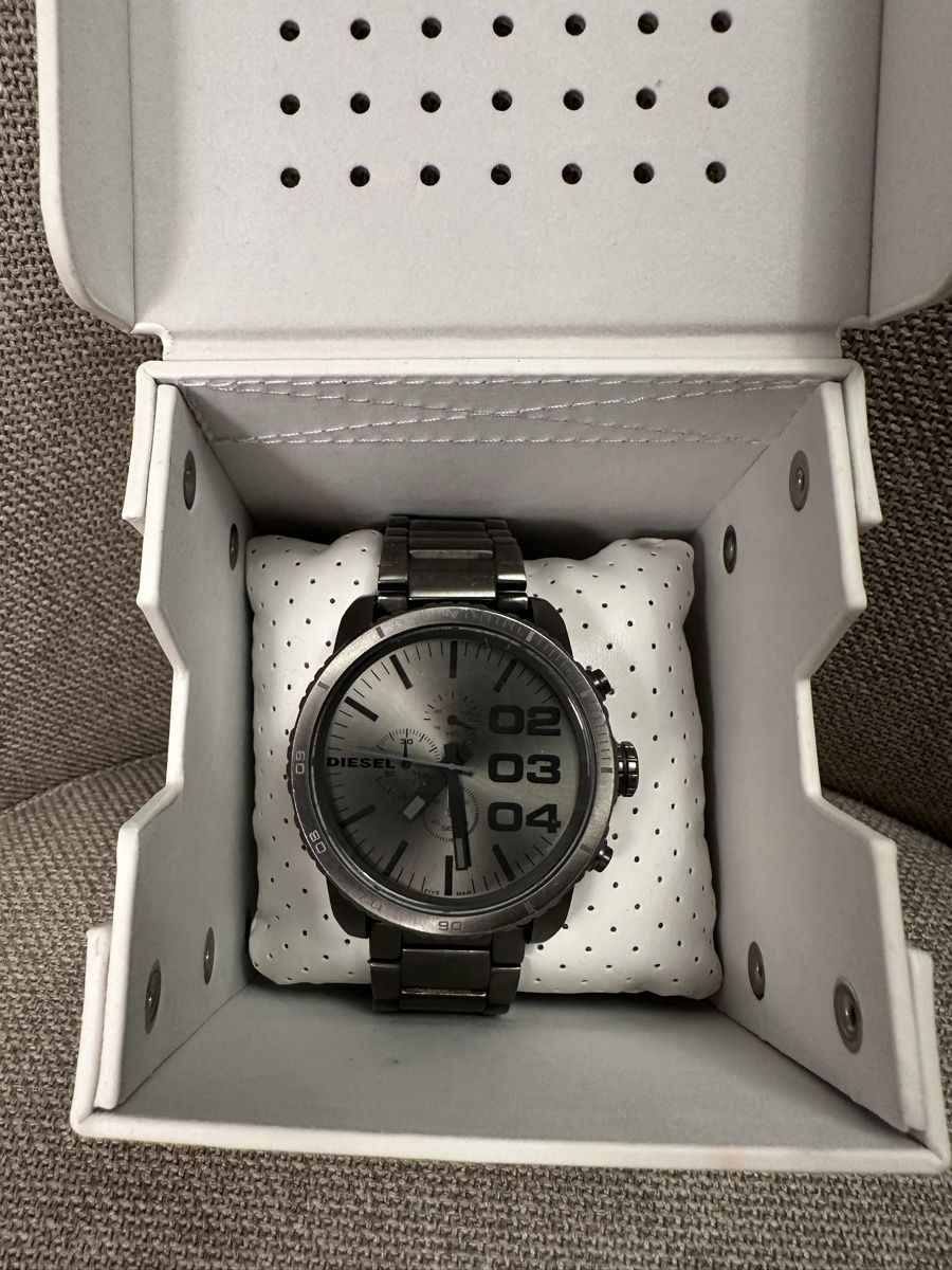 Diesel Uhren: Diesel Uhr DZ4215 - Chronograph – Gebraucht aus Hägendorf von neon09 7