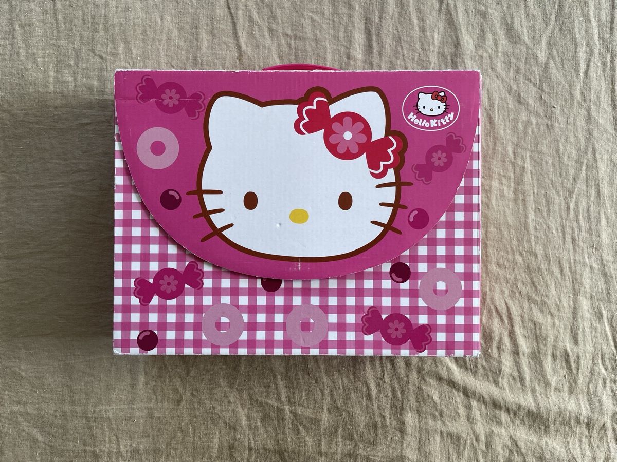 Puzzles: Hello Kitty Koffer mit 4 Puzzles  – D'occasion à Hirzel par carta9