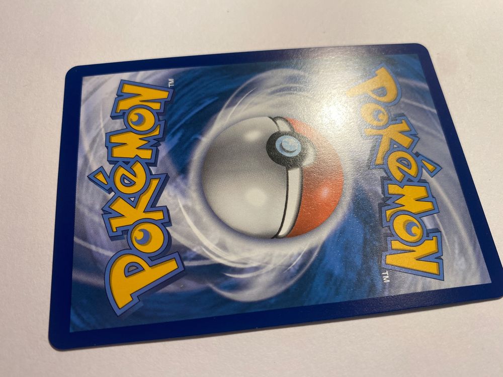 Trekking Shoes gold PokémonKarte (Astral Radiance, EN) Kaufen auf