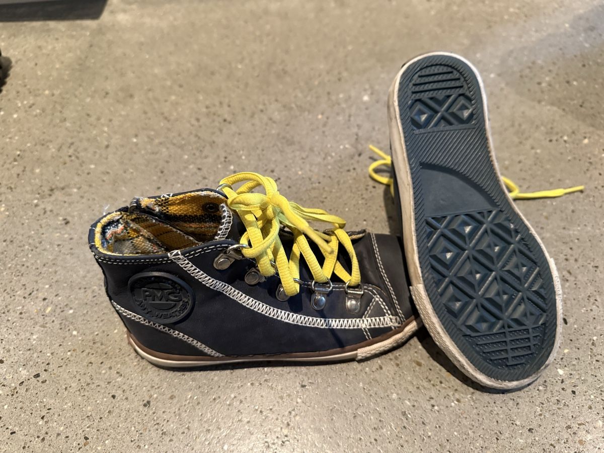 Primigi Scarpe per ragazzi: Primigi Schuhe, Grösse 30 – Usato da Hinteregg venduto da Jazz-C 2