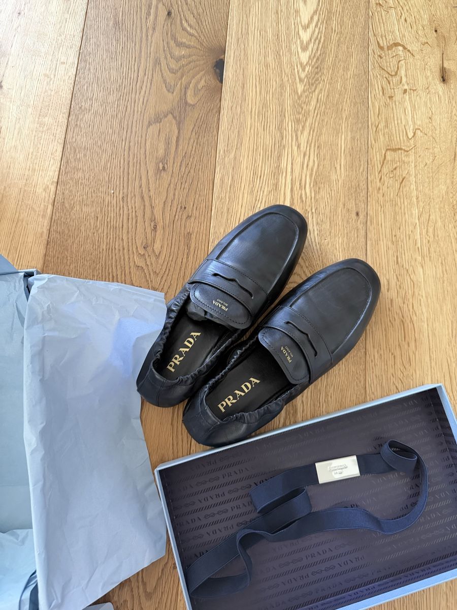 Prada Scarpe da donna: Prada Shuffle Antikleder-Loafer, Grösse 39 – Nuovo e nell'imballaggio originale da Allschwil venduto da adrke 6