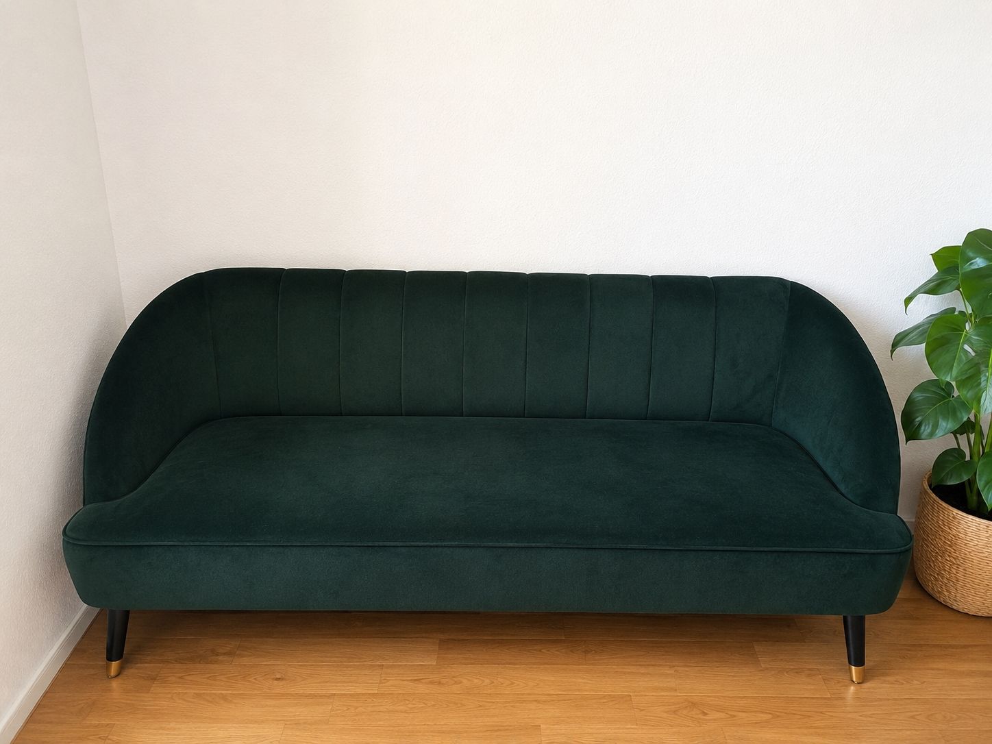 Beliani Sofas: Dunkelgrünes Sofa  – D'occasion à Basel par Wingling9