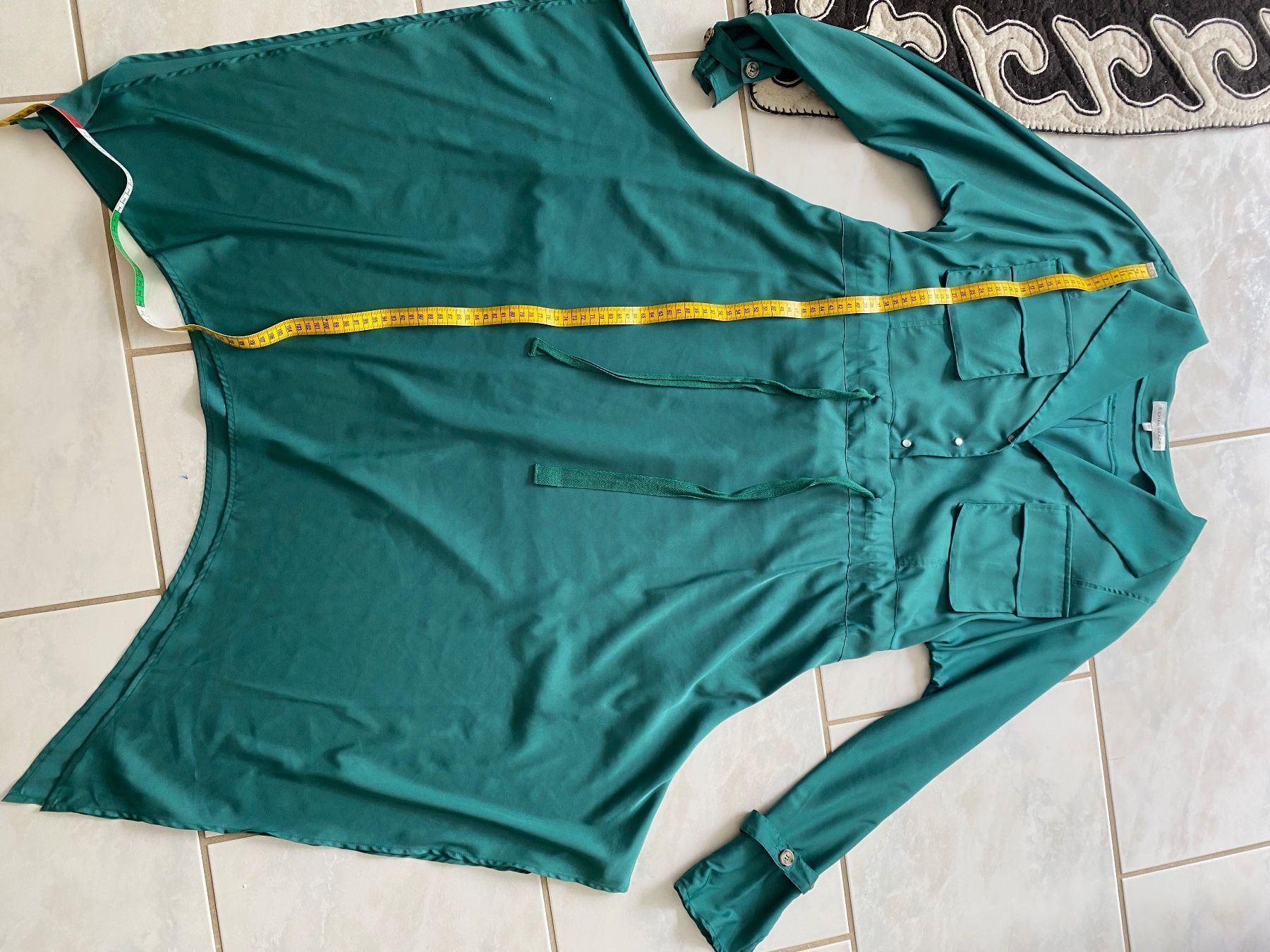 Vestiti: Satin- Kleid von Silvian Heach – Nuovo (secondo la descrizione) da Therwil venduto da Miss-Moneypenny67 7
