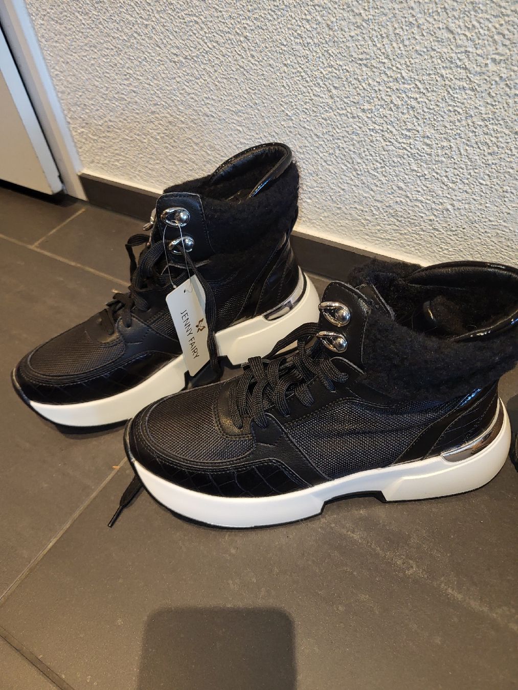 Scarpe da donna: winterschuhe damen, neu – Nuovo (secondo la descrizione) da Root venduto da alm_9gr7