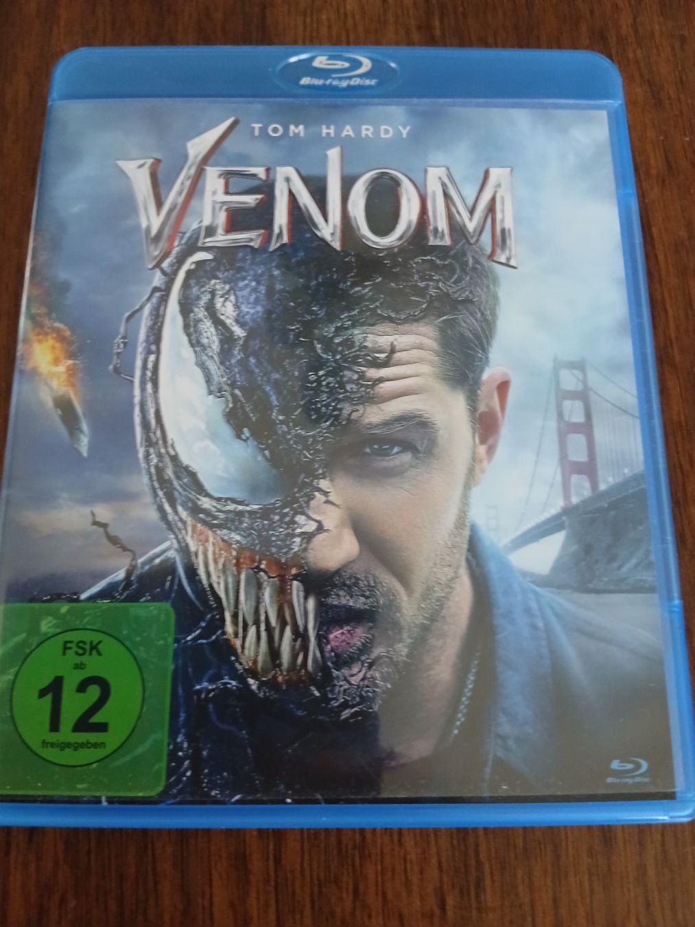 Tutti i DVDs: Venom Blu-ray Disc; Neuwertig – Nuovo (secondo la descrizione) da Pfungen venduto da evala50
