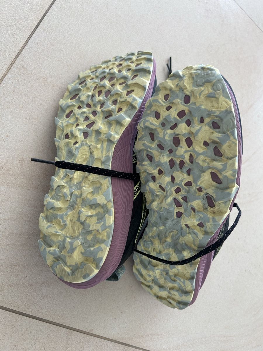 Asics Scarpe da donna: Asiscs Terr2 Gr. 41.5 – Usato da Rothrist venduto da kiki8181 4
