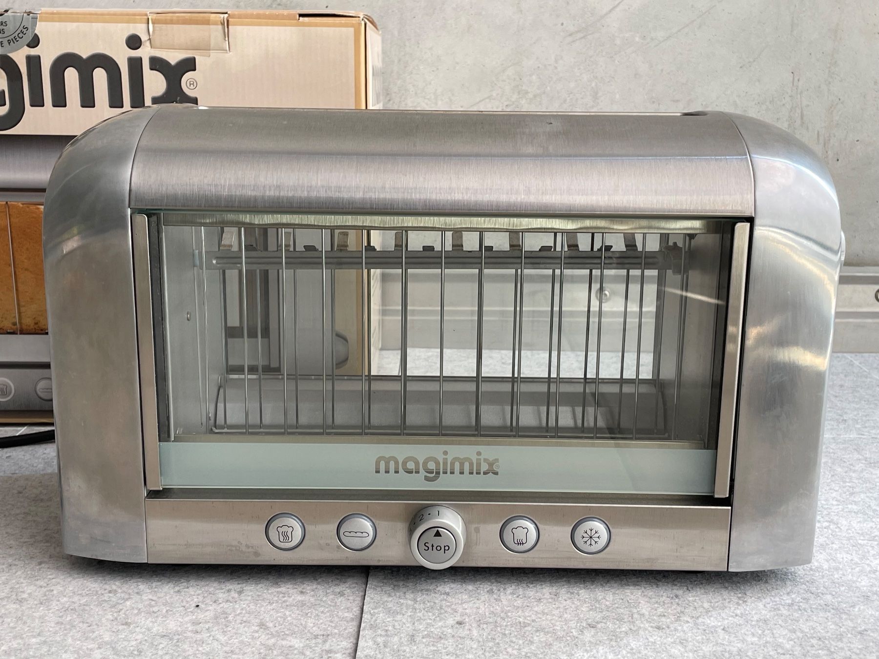 Magimix Küchengeräte: Magimix - Toaster Vision – Gebraucht aus Zürich von Num6 1
