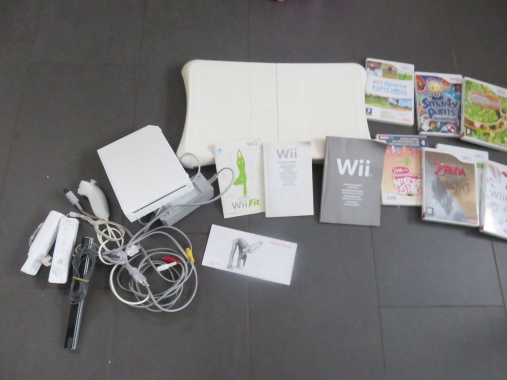 Wii Videospiel 🤩 Nin-ten-do mit verschiedenen Spiele 8