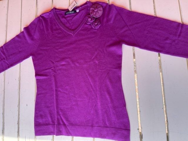 Twinset Pullover & Sweatshirts: TWIN-SET Pull et jacquette "S" neufs, cashemire, laine, ... – Neu (gemäss Beschreibung) aus La Croix (Lutry) von Sporades 3