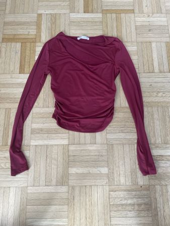 Damen Langarmshirt weinrot gerafft guter Zustand