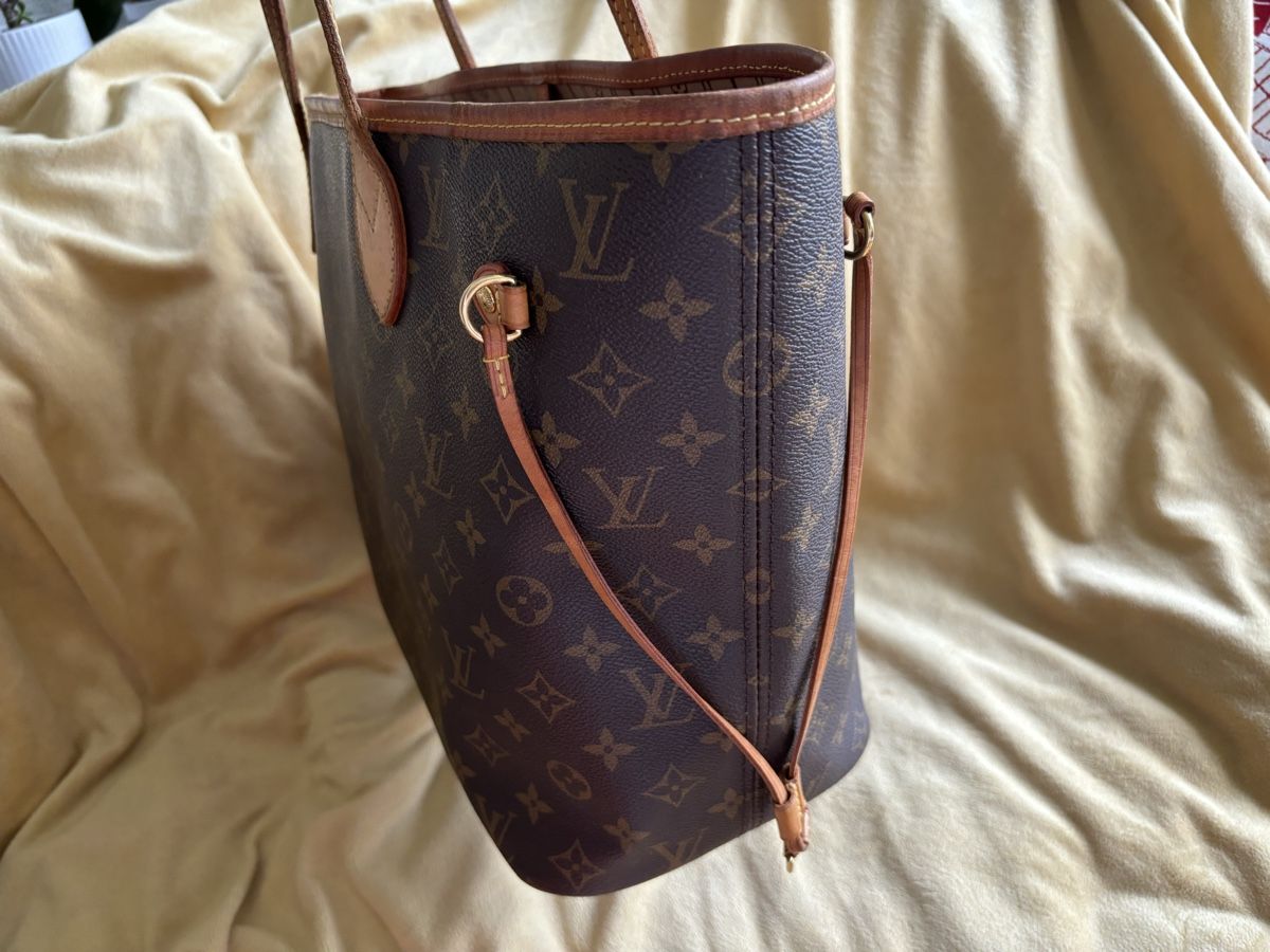 Louis Vuitton Sacs femmes: Louis Vuitton neverfull MM – D'occasion à Rapperswil SG par Gemstonebyyo 2