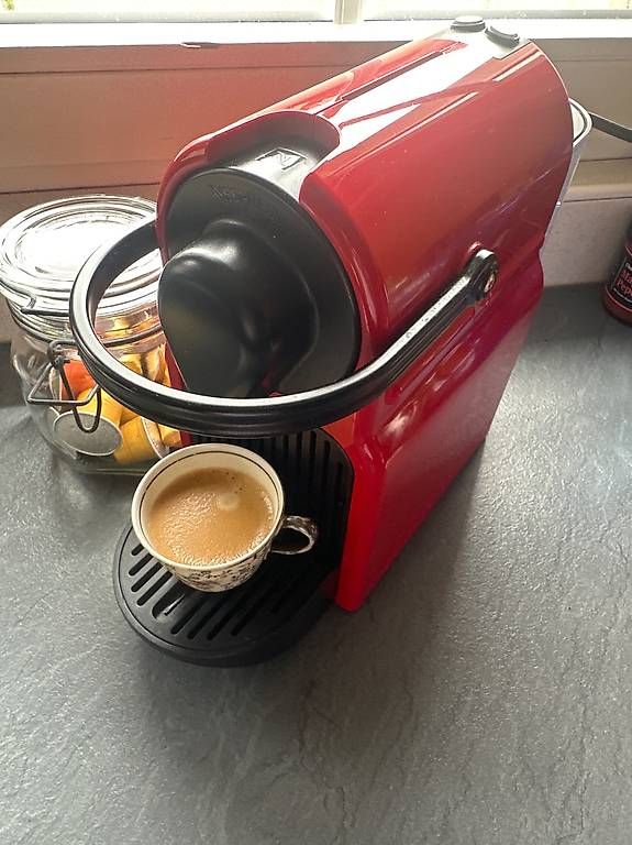 Macchine per caffè & Macchine per espresso: Kaffeemaschine original nespresso – Usato da Trogen venduto da nic_8566