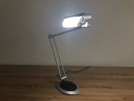 Massive verstellbare Schreibtischlampe