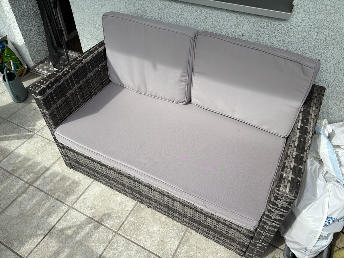 Sofas: Garten sofa 2-stückig – Gebraucht aus Zürich von mat_z8lj 1