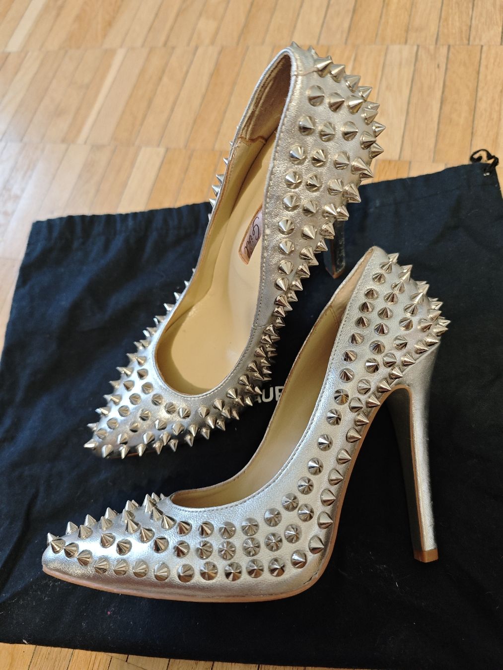 Scarpe da donna: studs heels 36/37 – Nuovo e nell'imballaggio originale da Meyrin venduto da Muchacho7 2