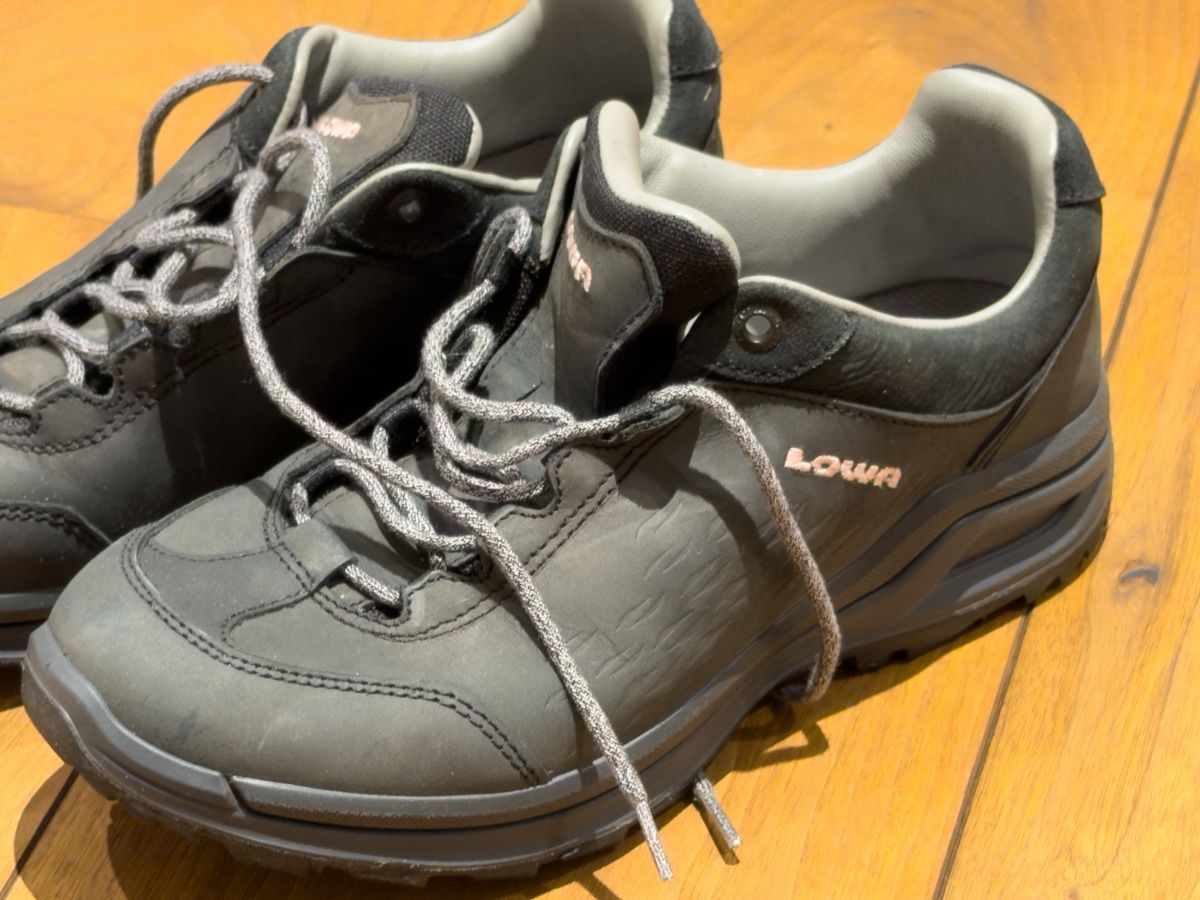 Lowa Scarpe da donna: lowa strato evo – Usato da Oberägeri venduto da dorin_boca 1