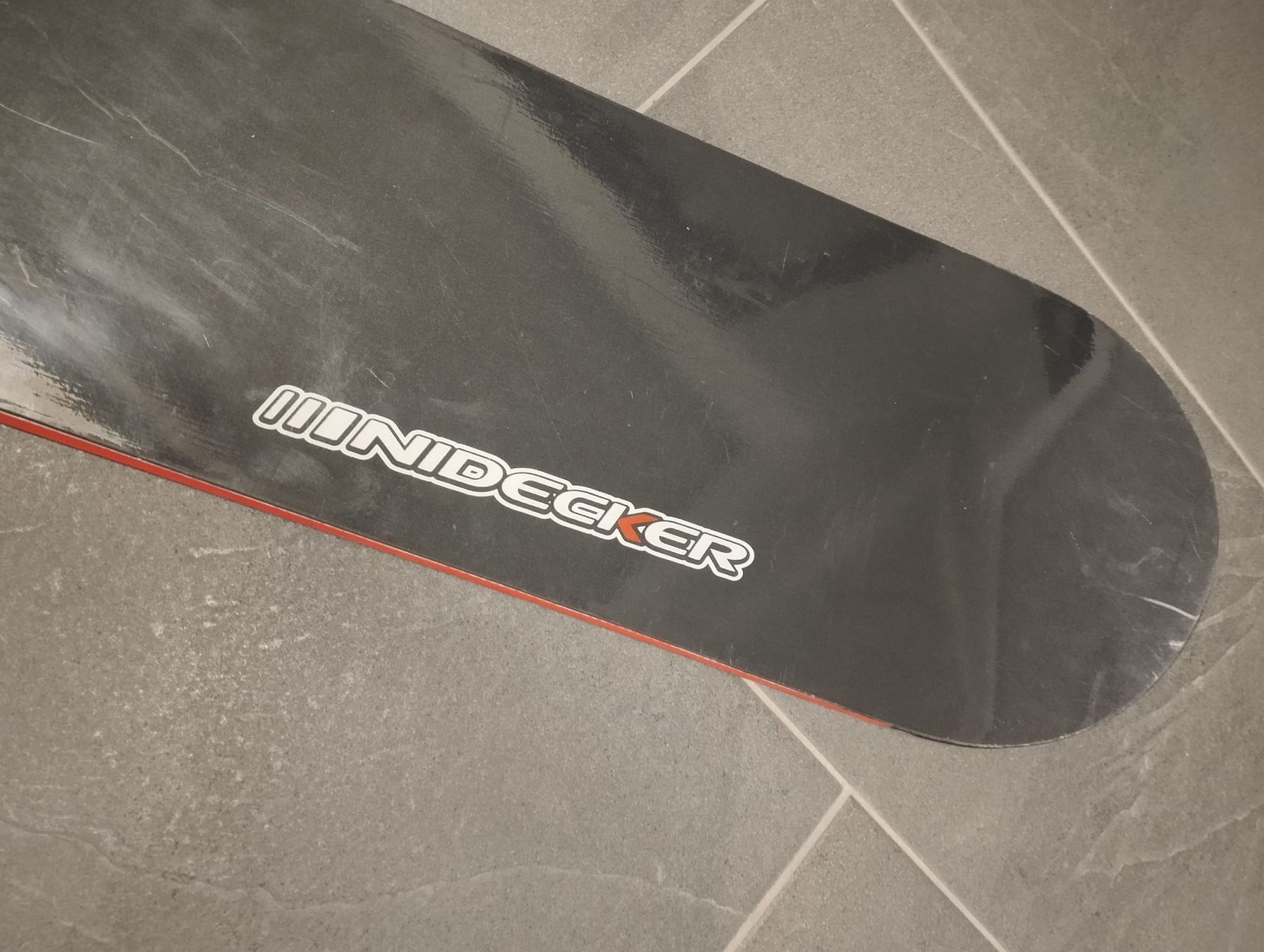 Nidecker Board: Snowboard Race Board Niedecker – Usato da Bonaduz venduto da unihockey30 4