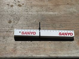 SANYO Masstab 30cm neuwertig, für Heimwerker.