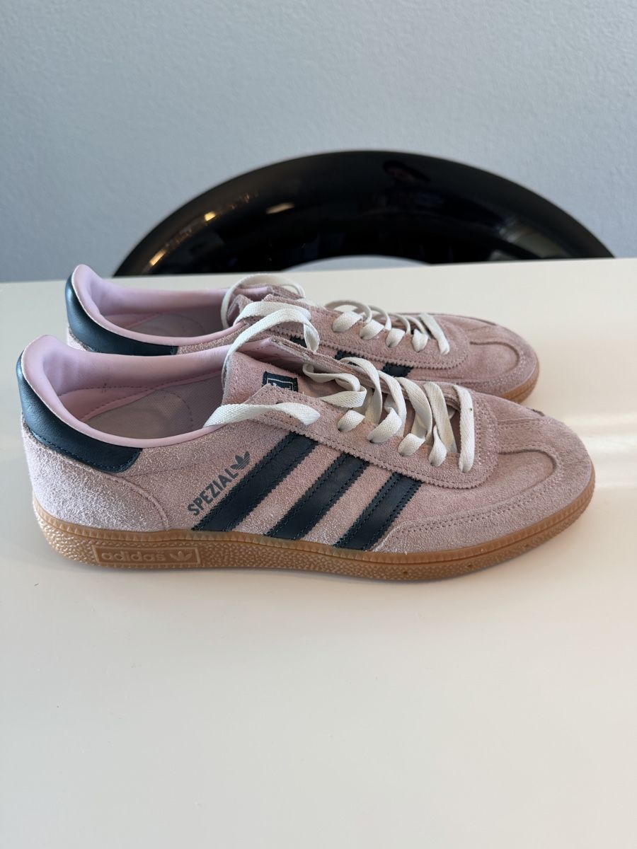 Adidas Scarpe da uomo: Adidas Spezial rosa – Nuovo (secondo la descrizione) da Wetzikon ZH venduto da Alioc66