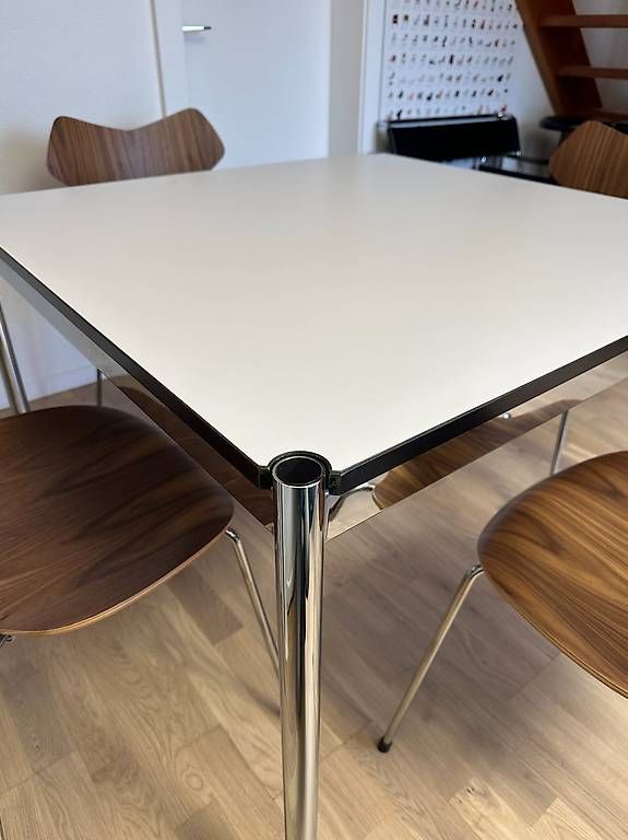 USM Tavoli: Table USM Haller en stratifié gris perle // Ref. AY0354 – Usato da Ravoire venduto da ARKY_s 3