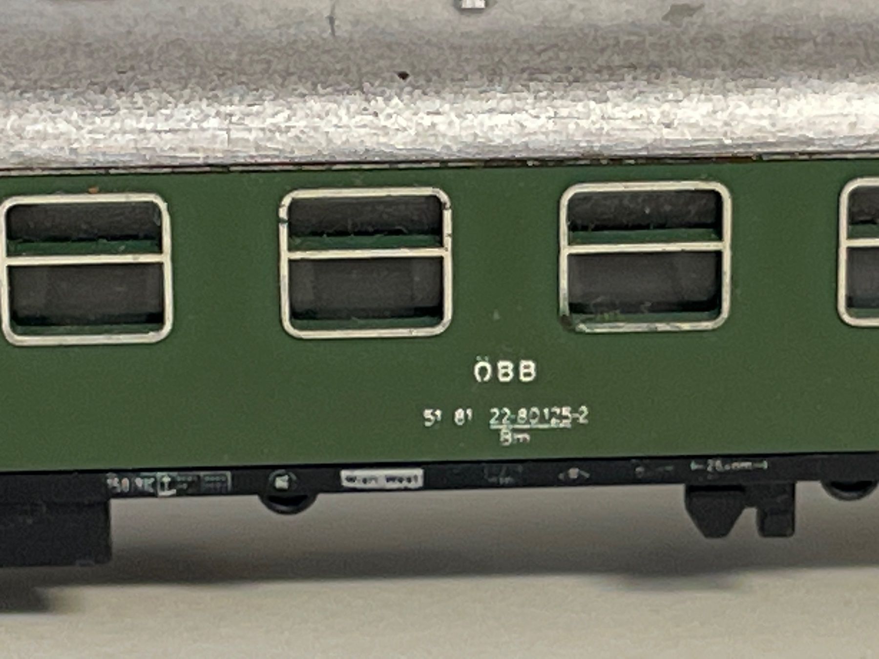 Trix Modellini di ferrovie: Minitrix Öbb D-Zug Wagen 2. Klasse – Usato da Wilderswil venduto da Modellbahn-Shop-Moll 1