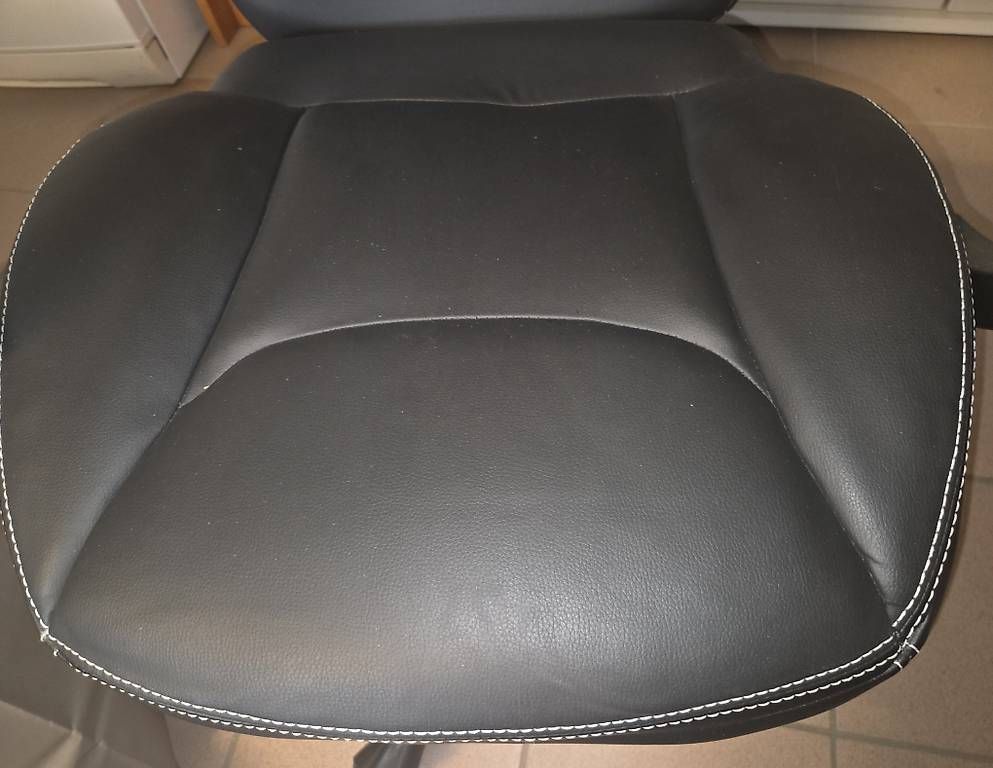 Poltrone: Bürosthul / Chaise de bureau – Usato da Nidau venduto da lagoume 4