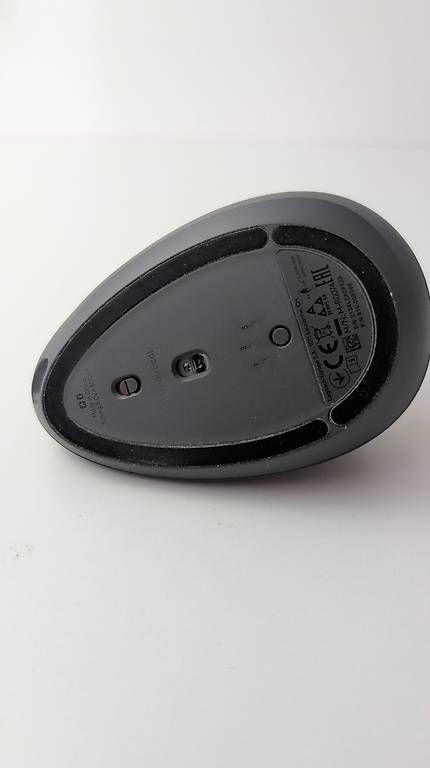 Maus: Ergonomische Maus Logitech ERGO MX Vertical – Neu und originalverpackt aus Bremgarten b. Bern von Flintli 2