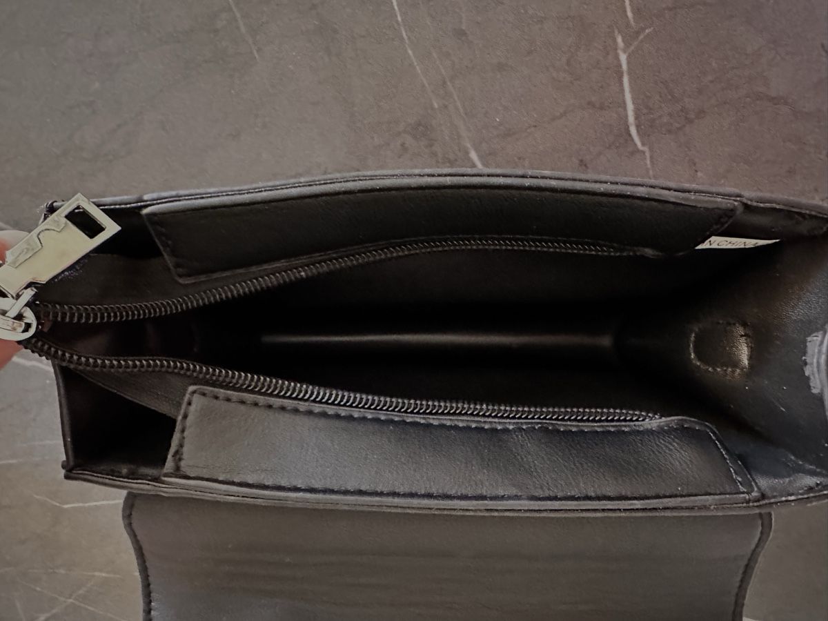 Borse da donna: Schwarze Mini Crossbody Tasche mit Kette – Nuovo (secondo la descrizione) da Zürich venduto da ElissZurich 4
