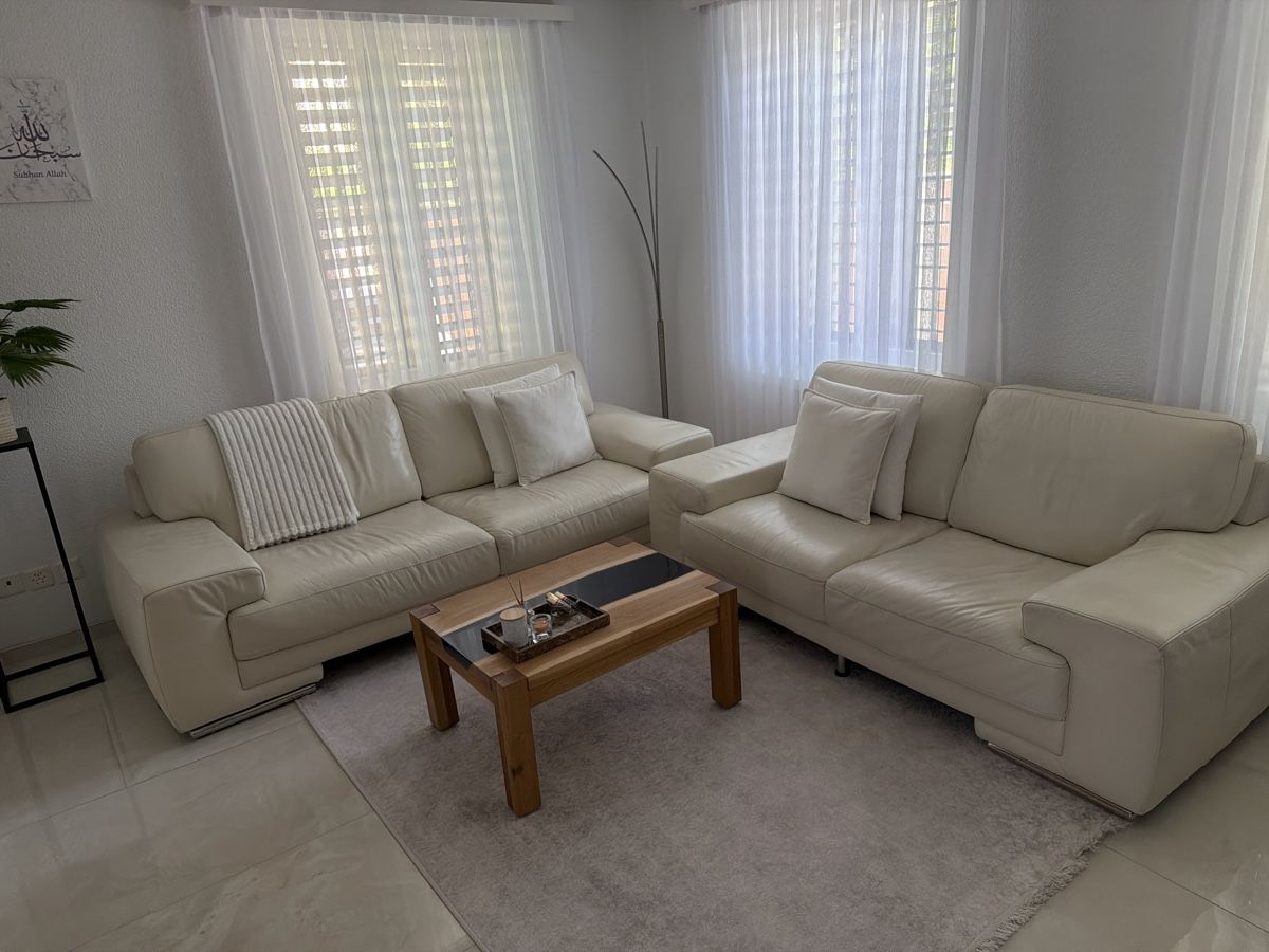 Sofas: Sofa zum verschenken  – Gebraucht aus Uster von Linditaermal82