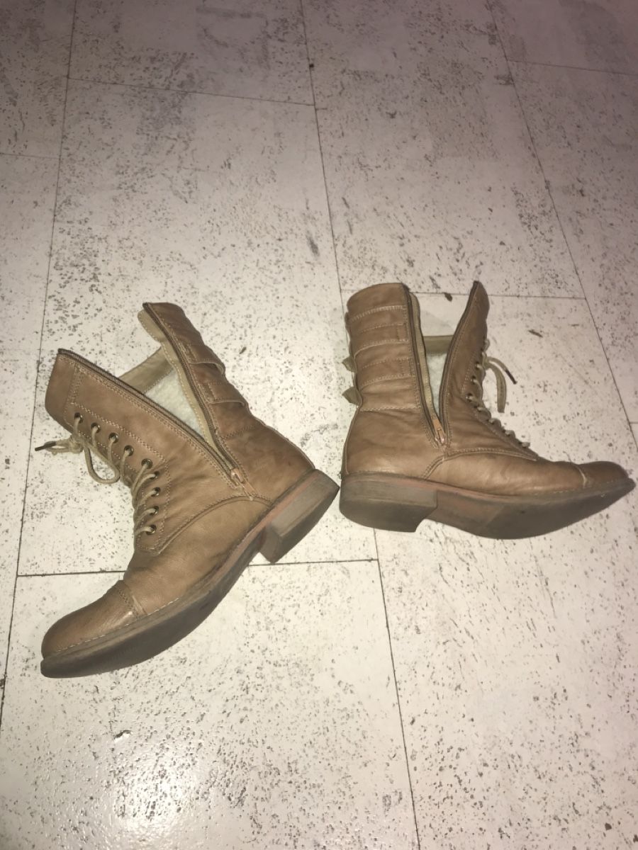Scarpe da donna: Stiefel Fake Leder 39 – Usato da Obfelden venduto da Spielsachenschweiz 1