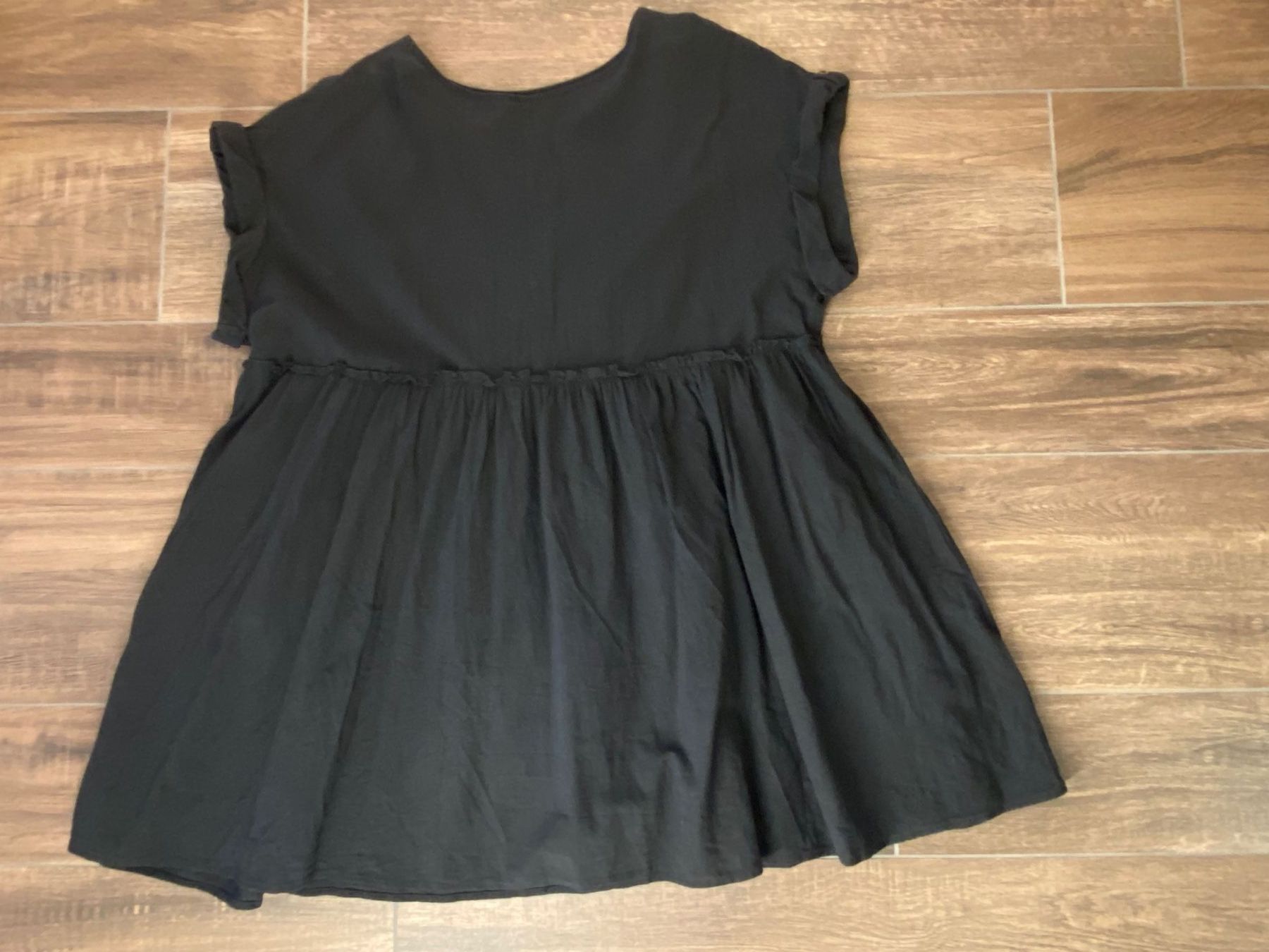 Shein Vestiti: Kleid schwarz leicht Gr. 48 – Usato da Pratteln venduto da a23_j2gs 2