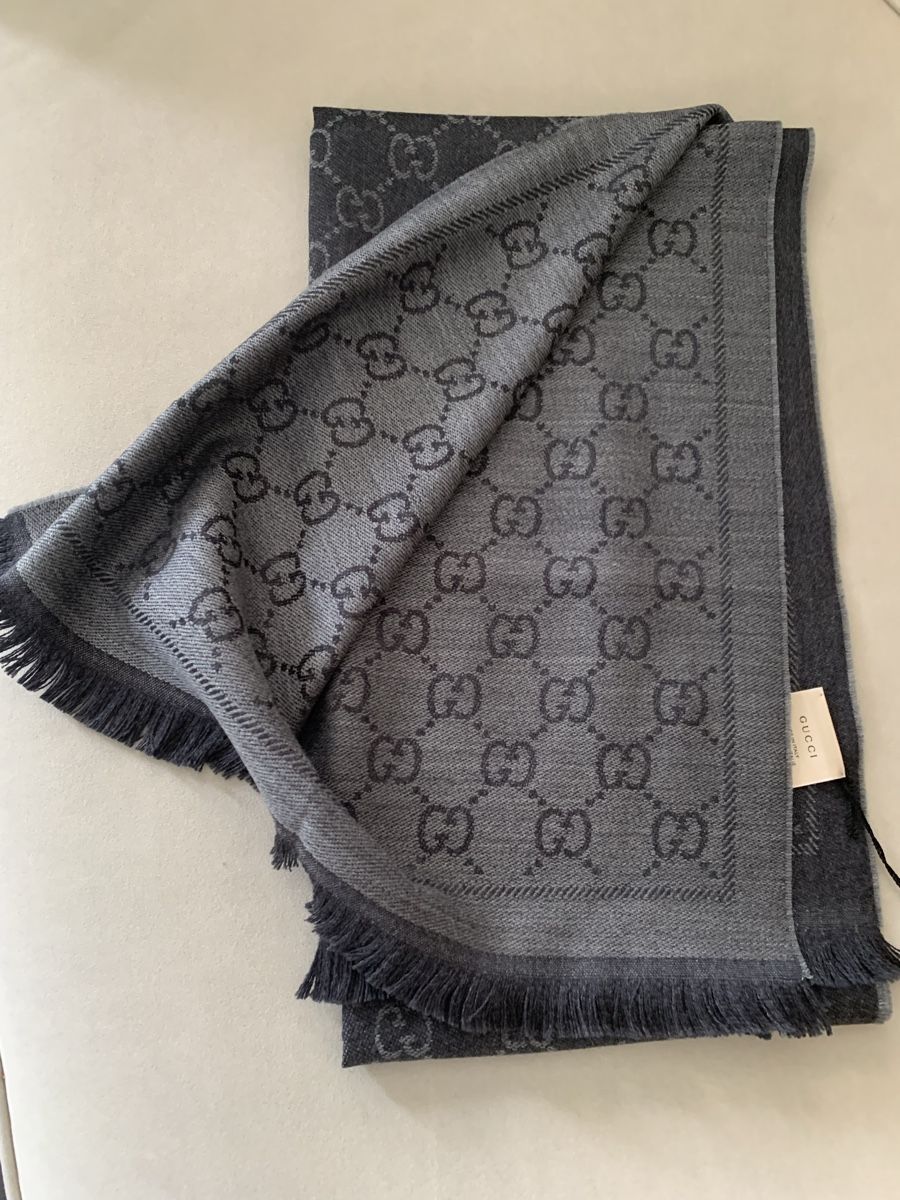 Gucci Schals: Gucci Schal  – Neu (gemäss Beschreibung) aus Bergdietikon von zor_856j 3