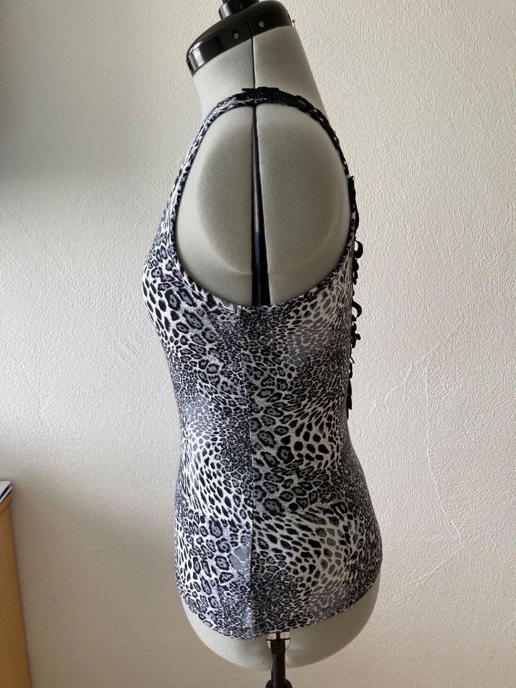 Tops: Spitzentop, Animalprint mit Glitzer – D'occasion à Samedan par chickenrun01 1