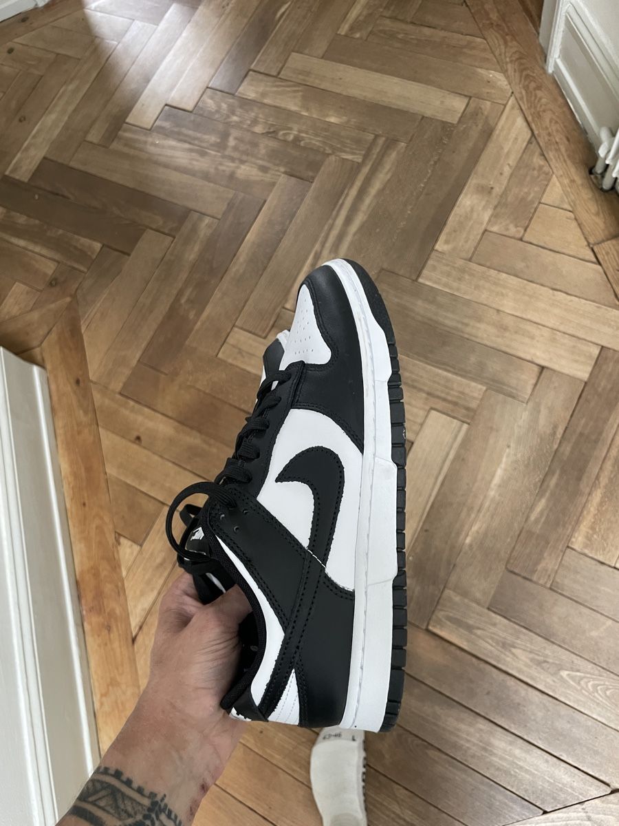 Nike Scarpe da uomo: Nike Dunk Low schwarz weisse Grösse 43 gebraucht – Nuovo (secondo la descrizione) da Solothurn venduto da philippe_wehrli 1
